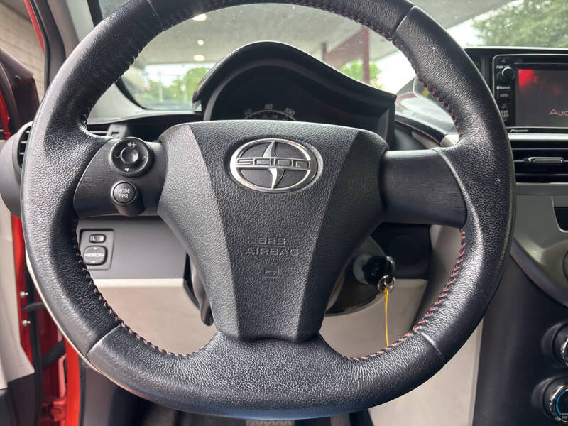 2015 Scion iQ