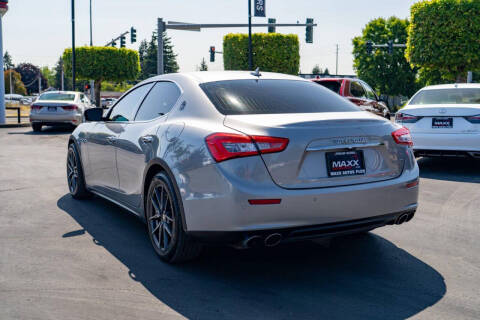 2017 Maserati Ghibli