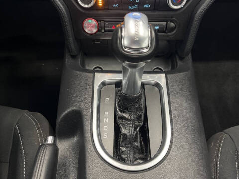 2020 Ford Mustang EcoBoost