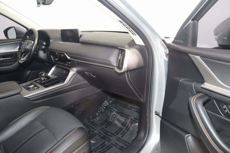 2024 Mazda CX-90 Plug-in Hybrid Premium