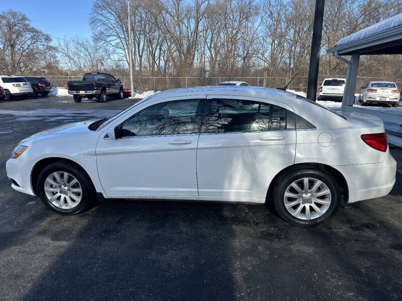 2013 Chrysler 200 Touring