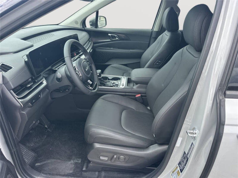 2026 Kia Carnival SX