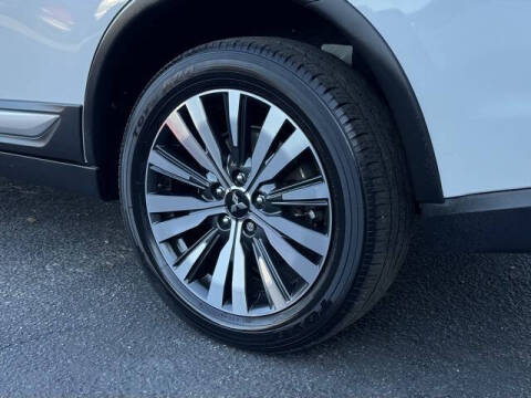 2020 Mitsubishi Outlander ES