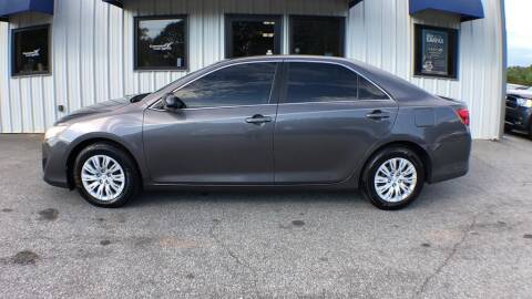 2014 Toyota Camry for sale at Wholesale Outlet in Roebuck SC