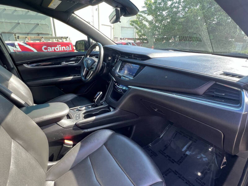 2020 Cadillac XT5 Premium Luxury