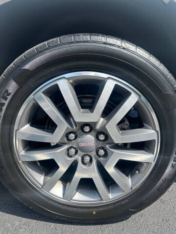 2013 GMC Acadia Denali
