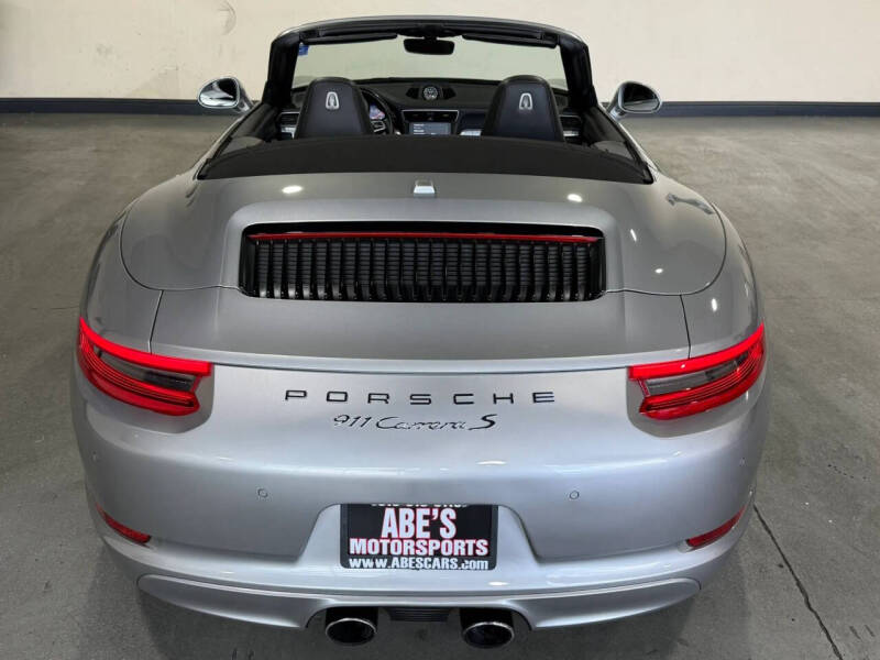 2018 Porsche 911