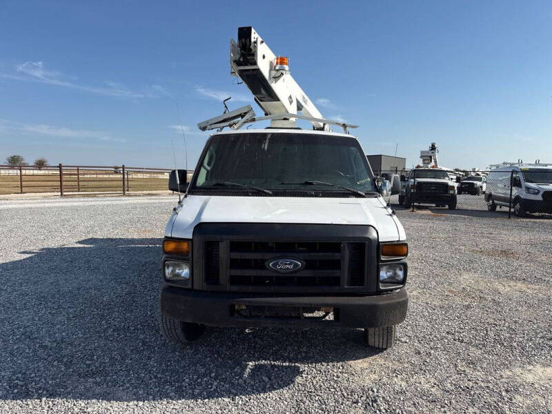 2010 Ford E-Series E-350 SD