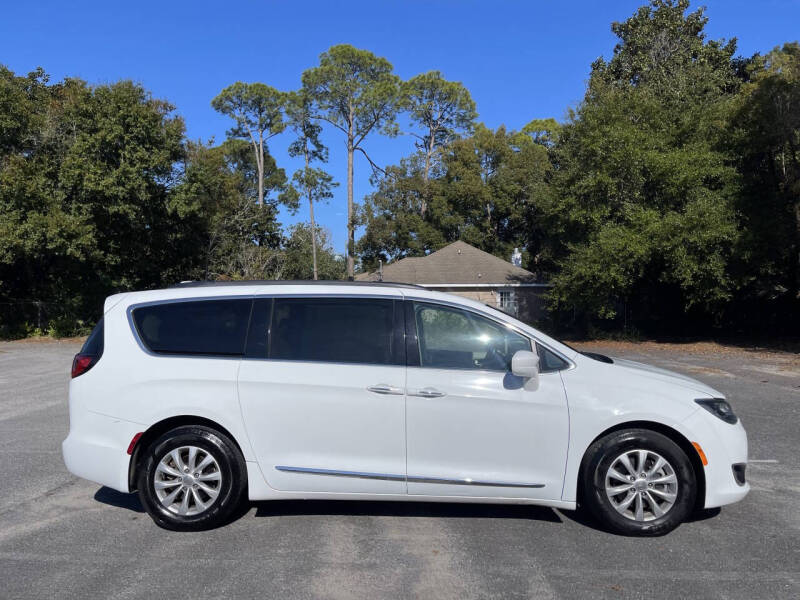 2017 Chrysler Pacifica Touring Plus