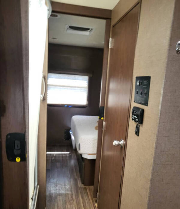 2018 Thor Motor Coach Ace 30.3