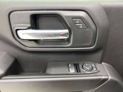 2025 GMC Sierra 2500HD Pro