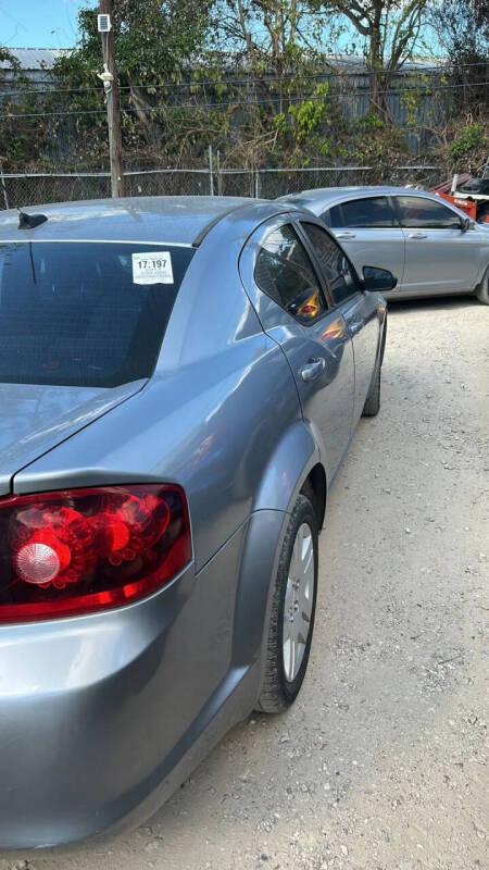 2014 Dodge Avenger SE