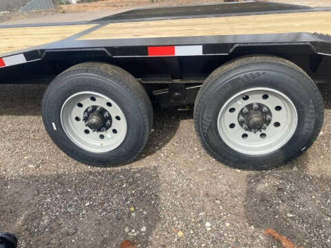 2023 Double A Trailers GN 102 x28 (24+4)