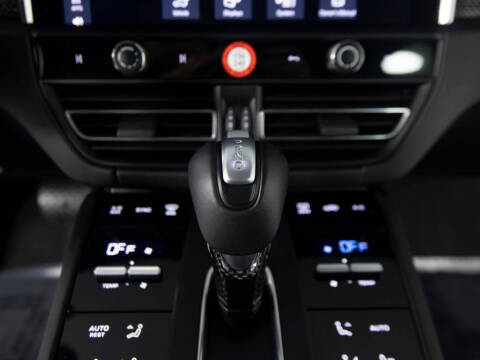 2025 Porsche Macan GTS