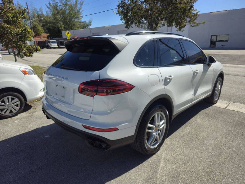 2016 Porsche Cayenne