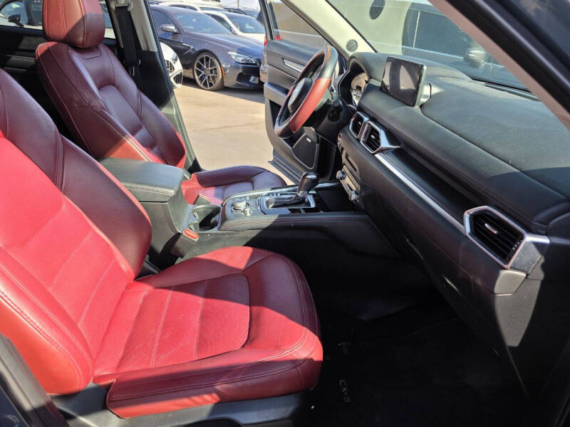 2021 Mazda CX-5 Carbon Edition