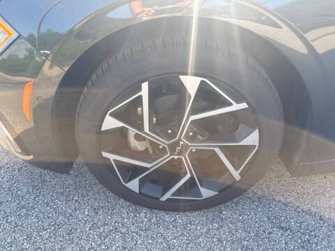 2025 Kia K5 EX