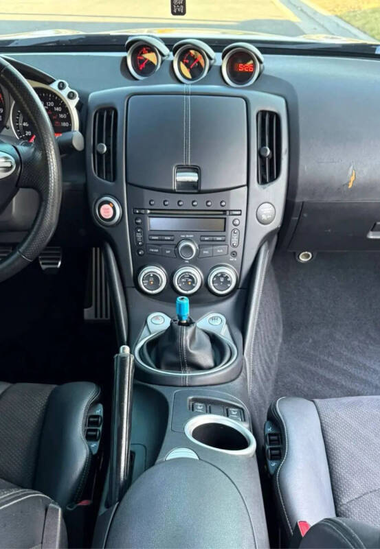 2011 Nissan 370Z Touring