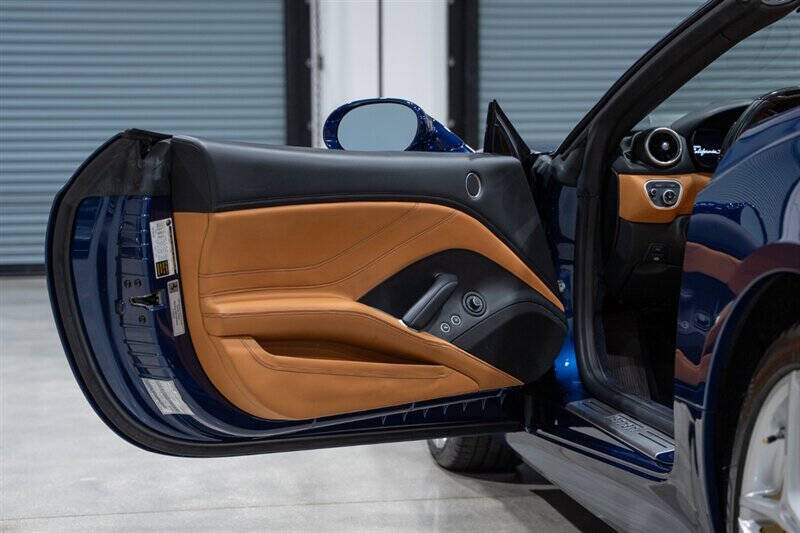 2016 Ferrari California T