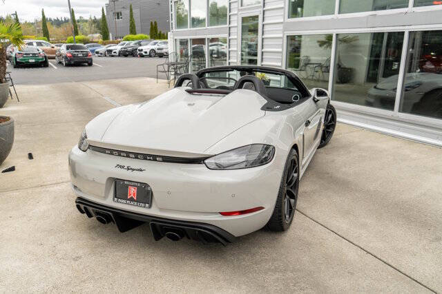 2022 Porsche 718 Boxster 12