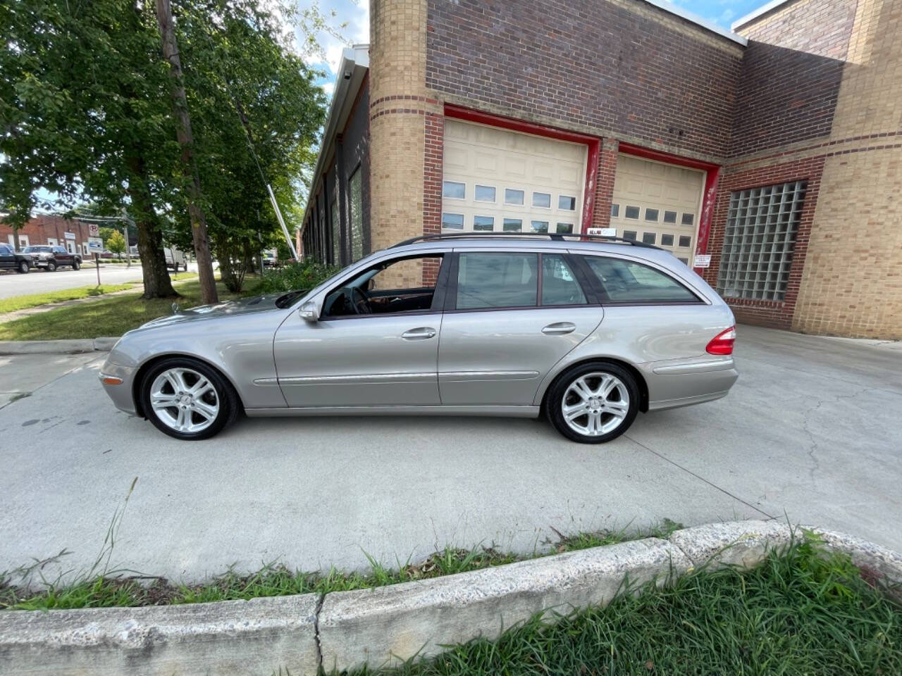 2005 Mercedes-Benz E-Class for sale at American Dream Motors in Winchester, VA