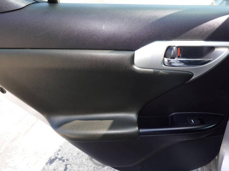 2012 Lexus CT 200h Premium