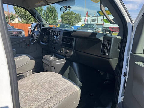 2016 GMC Savana 2500