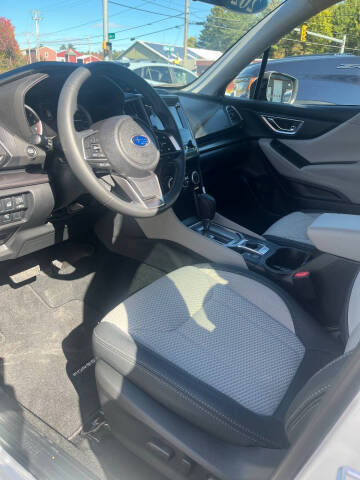 2024 Subaru Forester Premium