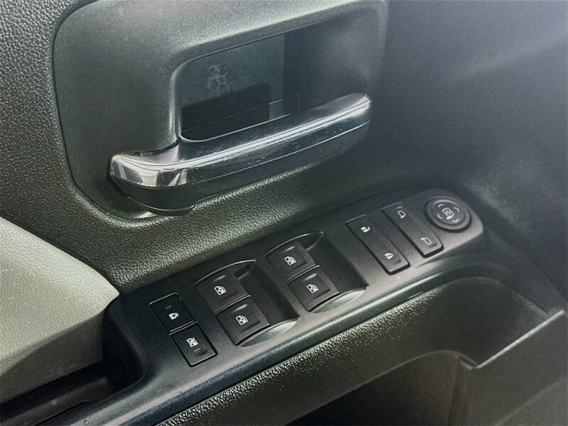 2017 Chevrolet Silverado 1500 Custom