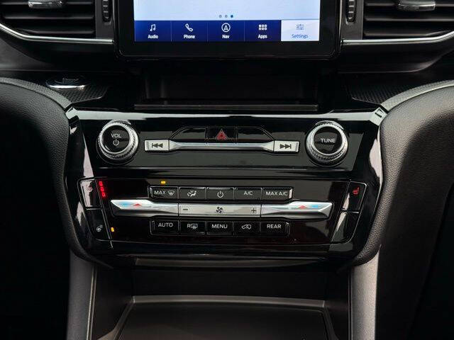 2024 Ford Explorer ST-Line