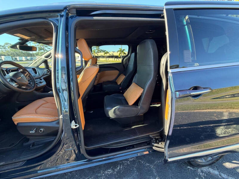 2022 Chrysler Pacifica Pinnacle