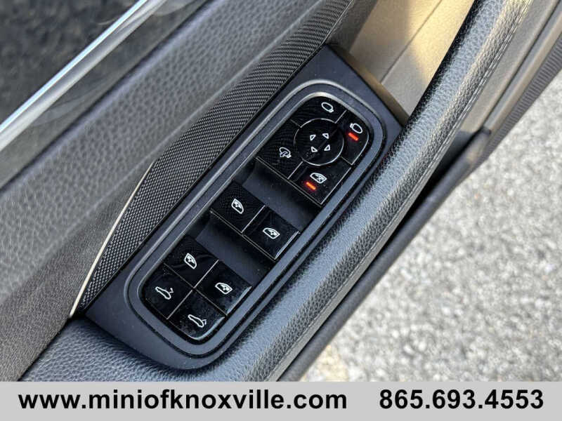 2018 Porsche Panamera 4