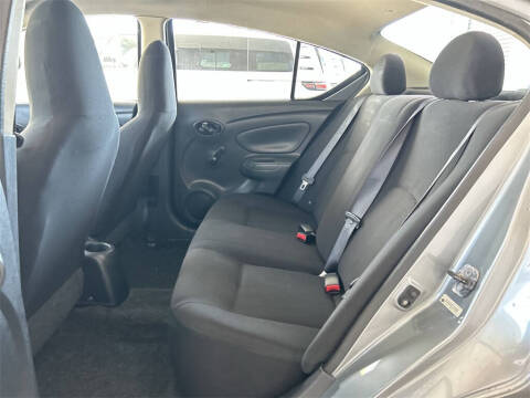 2012 Nissan Versa 1.6 S