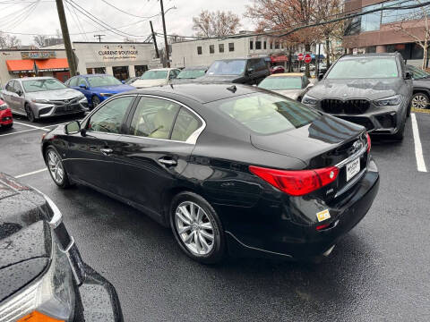 2015 Infiniti Q50 Premium