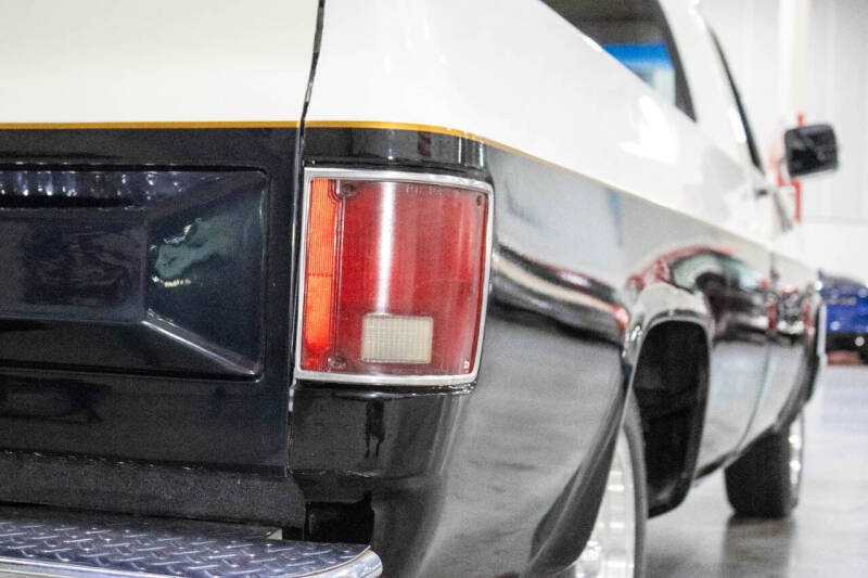 1987 GMC R/V 1500 Series R1500