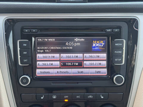 2013 Volkswagen Passat SE PZEV