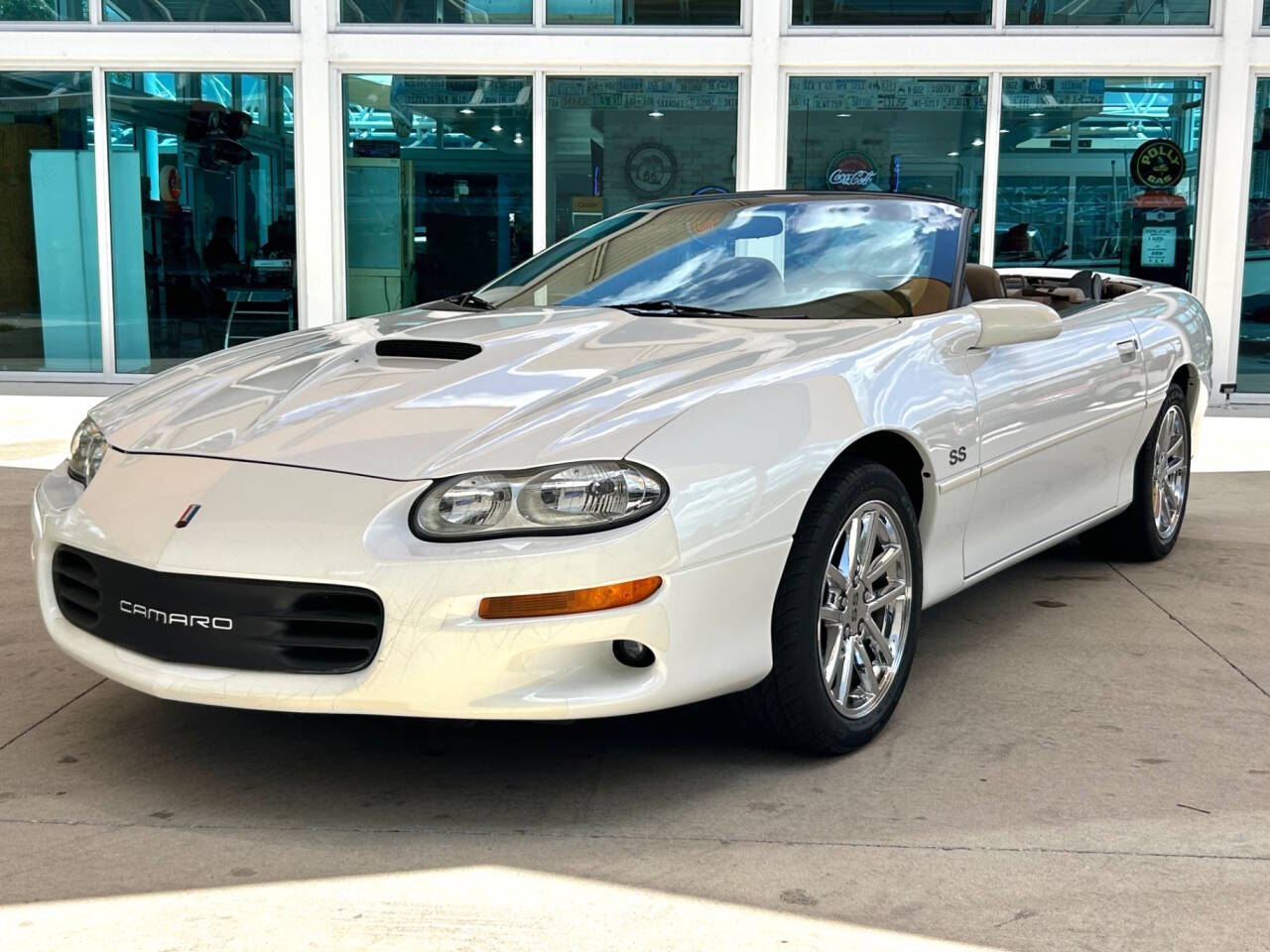 2002 Chevrolet Camaro 1