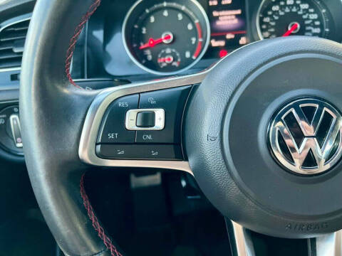 2016 Volkswagen Golf GTI