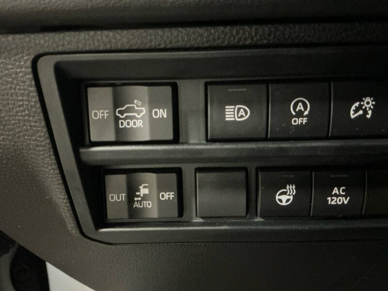 2022 Toyota Tundra Platinum