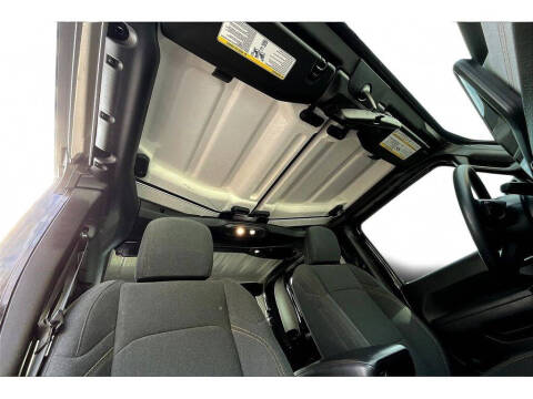 2024 Jeep Gladiator Sport