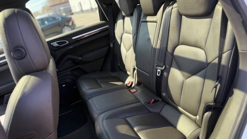 2017 Porsche Cayenne S