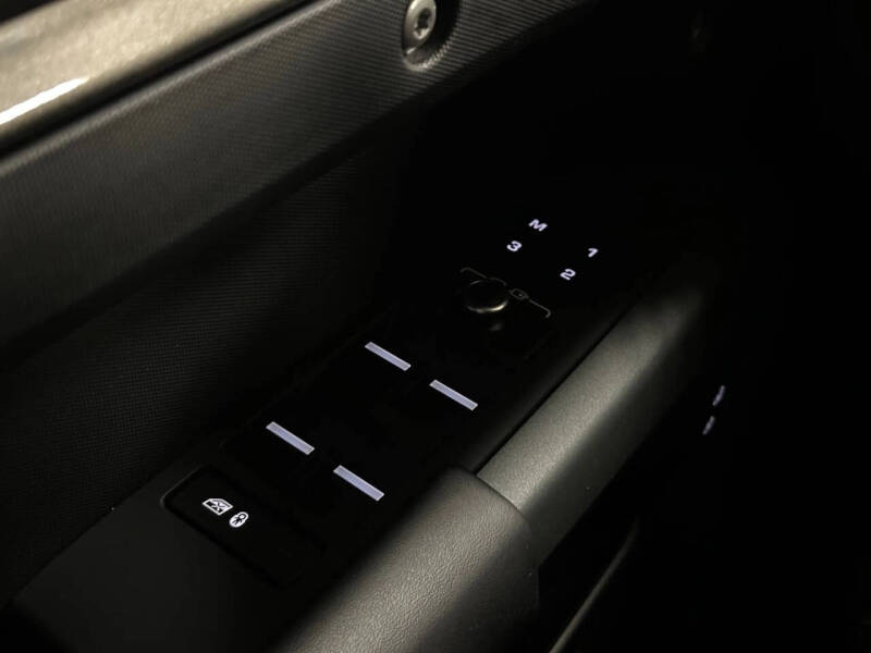 2022 Land Rover Defender 110 X