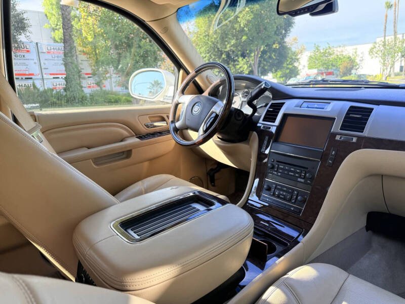 2014 Cadillac Escalade Premium