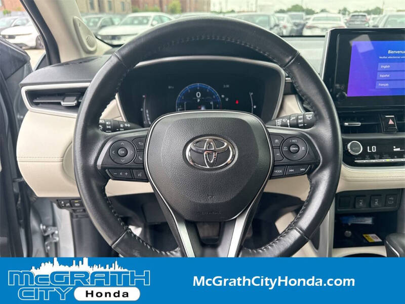 2023 Toyota Corolla Cross XLE