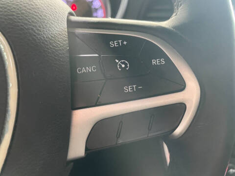 2015 Dodge Challenger SXT Plus