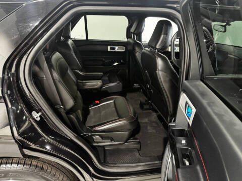2022 Ford Explorer ST-Line