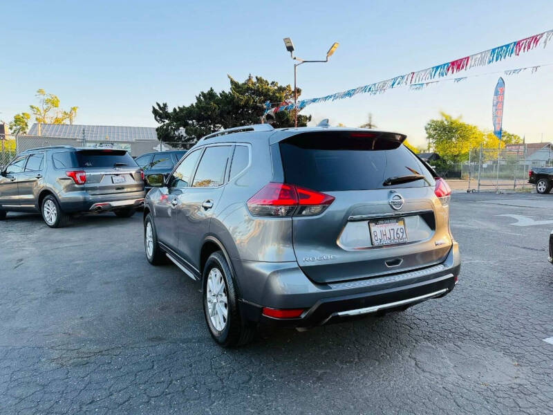 2019 Nissan Rogue S