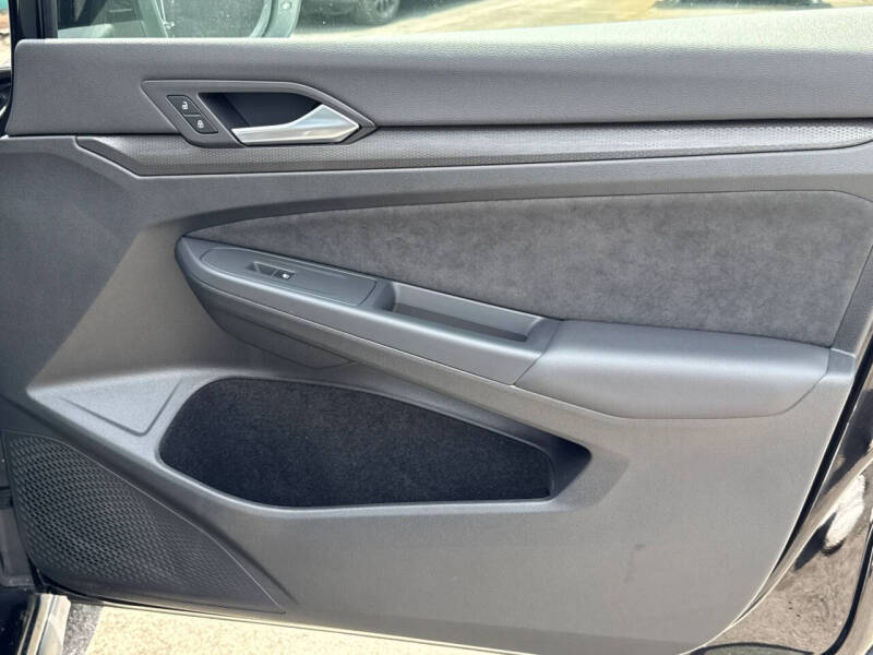 2024 Volkswagen Golf GTI S