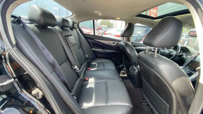 2017 Infiniti Q50 3.0T Signature Edition