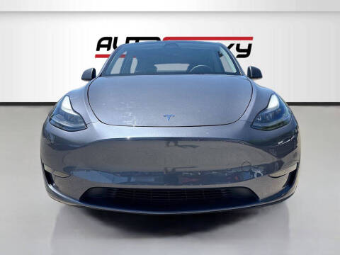 2023 Tesla Model Y Performance